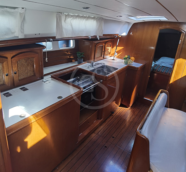 Athens Yacht Hire Mykonos Concierge